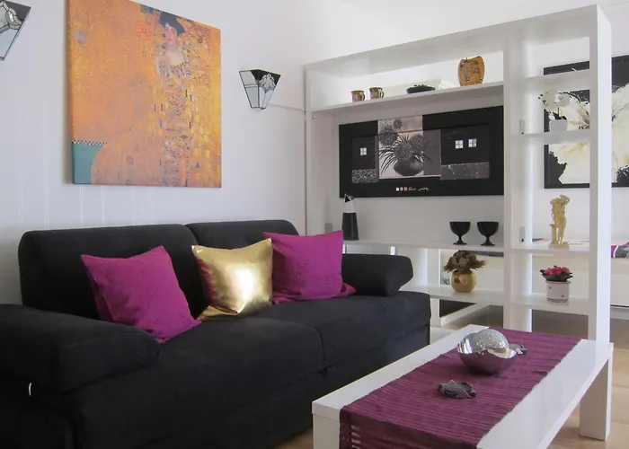 Modernes 1 Zimmer Luxusappartement Kleiner Roland Mit Parkplatz Und Balkon In Bremen Naehe Zentrum