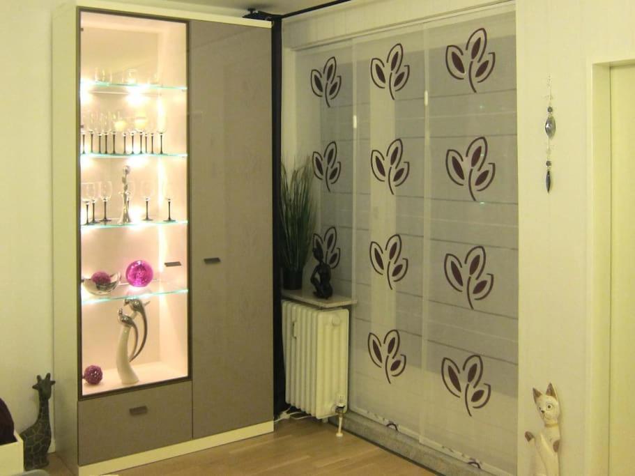 Modernes 1 Luxusappartement Kleiner Roland Mit Parkplatz Und Balkon In Naehe Zentrum Apartment *
